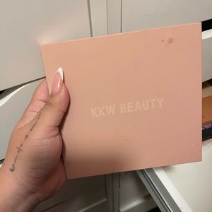 Kkw beauty contour palette